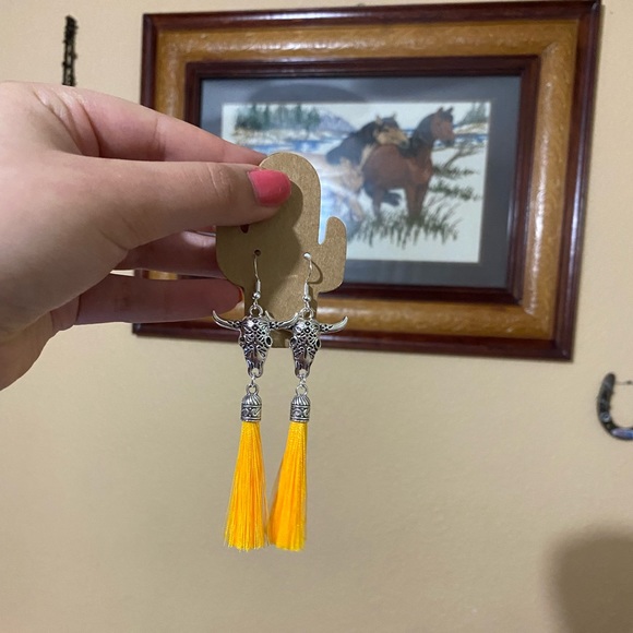 Longhorn tassel earrings - Picture 1 of 1